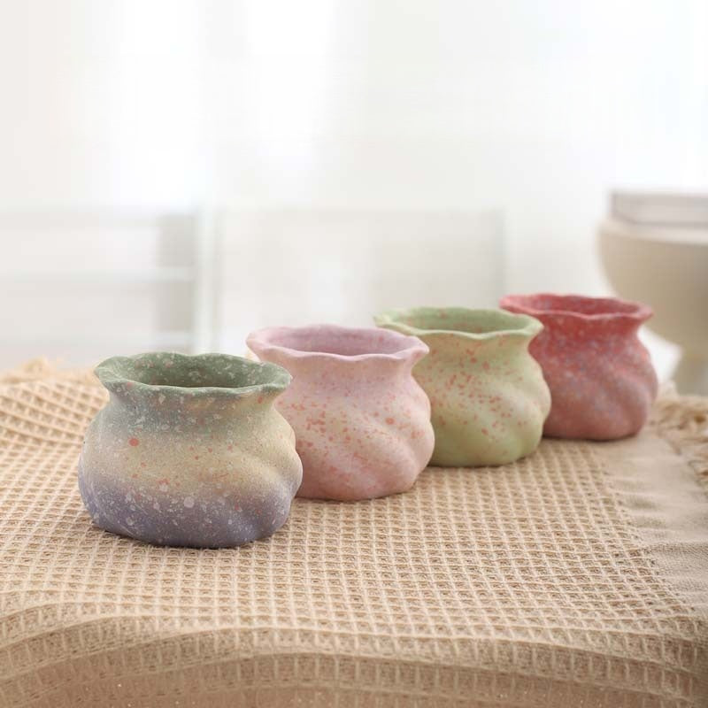 Cartoon Style Coarse Ceramic Succulent Planter, Gradient Color